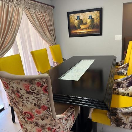 נלספרויט Gardens Villa מראה חיצוני תמונה
