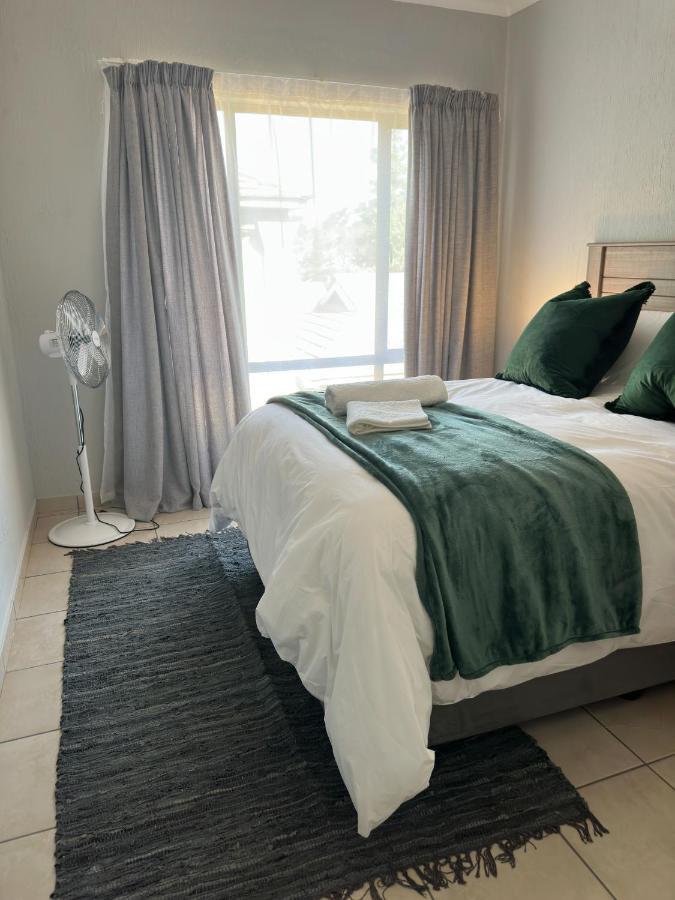 נלספרויט Gardens Villa מראה חיצוני תמונה
